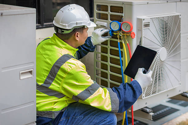Professional Hvac technician working in Clinton, IN